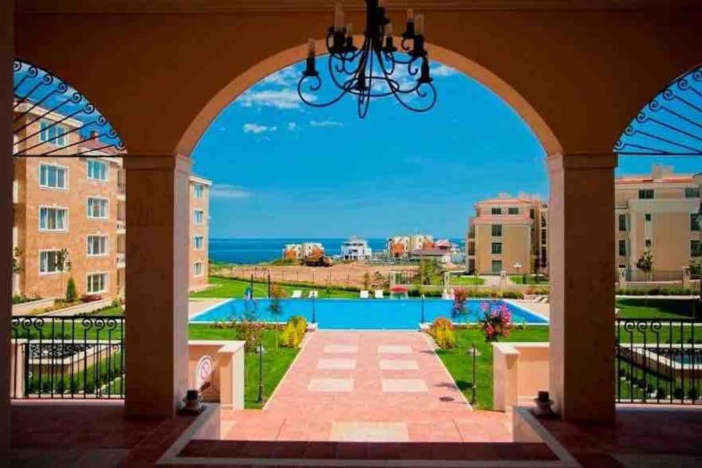 Studio E32 Atia Resort Chernomoretz チェルノモレツ エクステリア 写真
